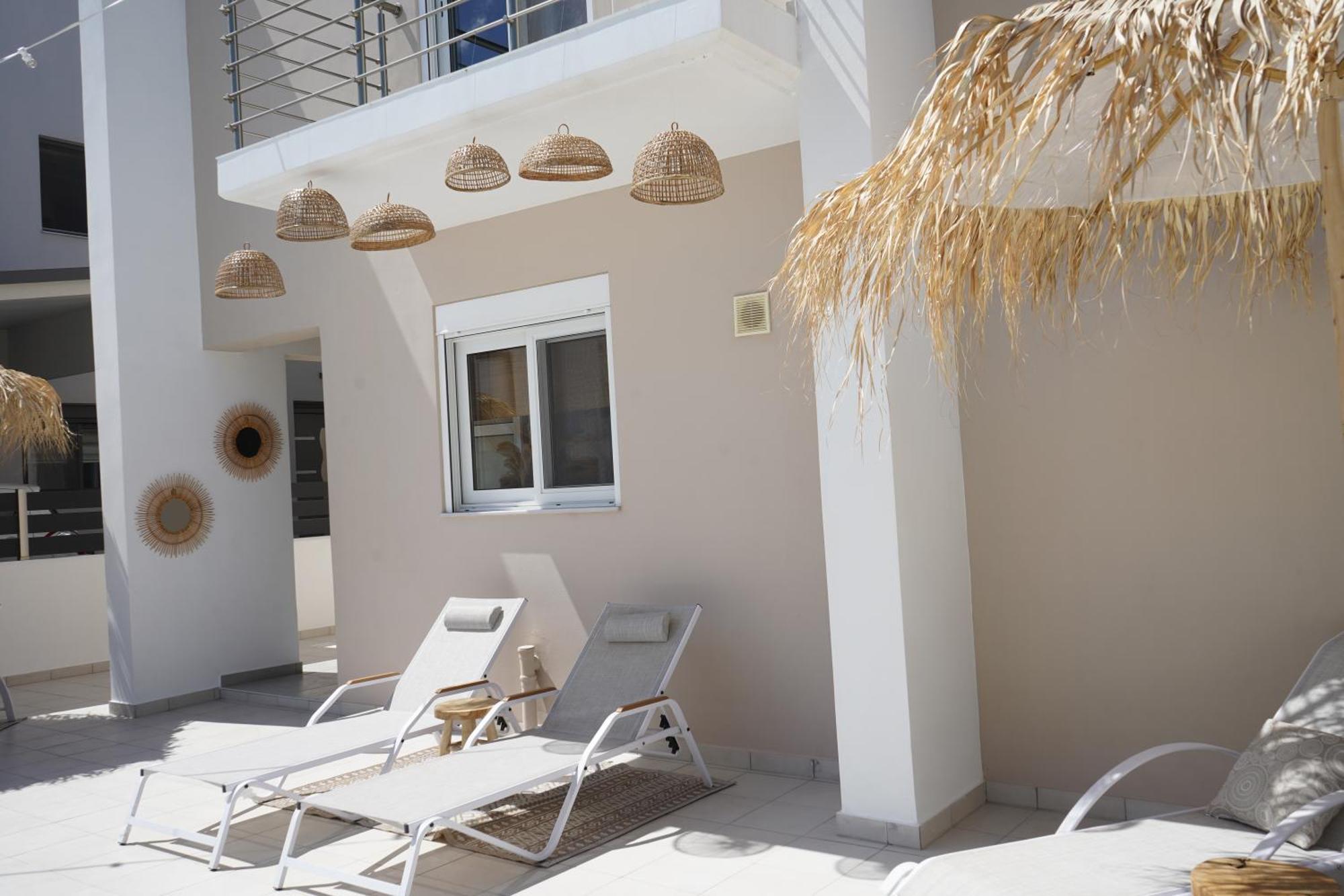 Villa Pastida - Private Pool & Jacuzzi & Central Place Exterior foto