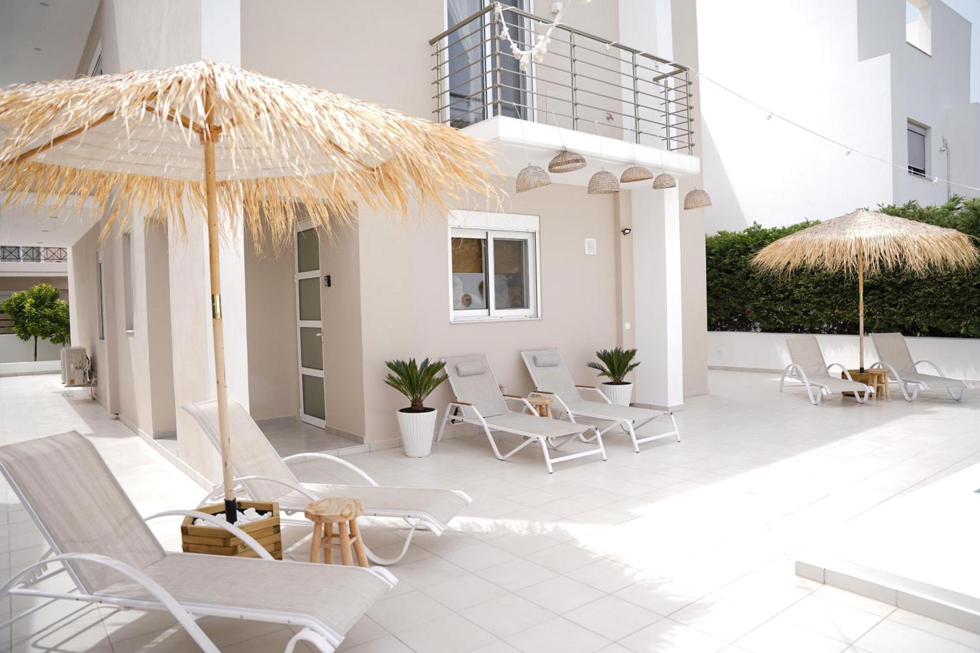 Villa Pastida - Private Pool & Jacuzzi & Central Place Exterior foto